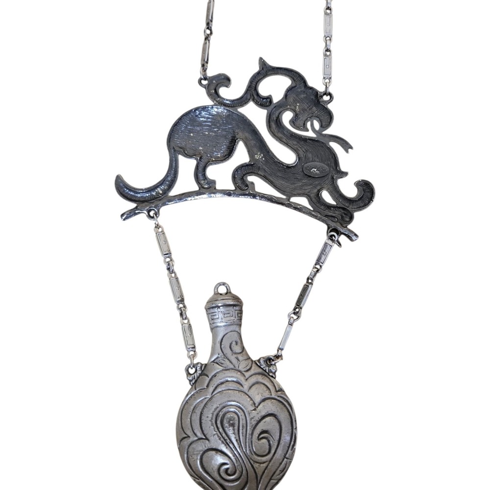 Estate Vtg Sign  GOLDETTE Large Pewter Dragon Faux Perfume Bottle Chain Necklace - Picture 6 of 11